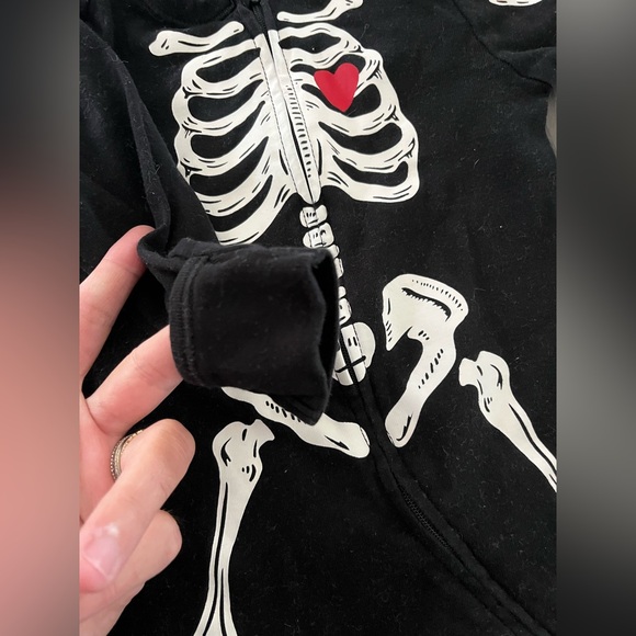 Old Navy Skeleton Kids One Piece - Picture 2 of 5